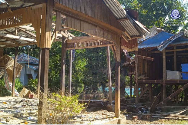 စစ်ကောင်စီ လက်နက်ကြီးကြောင့် ညောင်လေးပင်ဒေသခံ နှစ်ဦးသေဆုံး စစ်ကောင်စီ လက်နက်ကြီးကြောင့် ညောင်လေးပင်ဒေသခံ နှစ်ဦးသေဆုံး