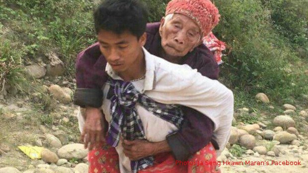 kachin-villagers-flee-622.jpg kachin-villagers-flee-622.jpg
