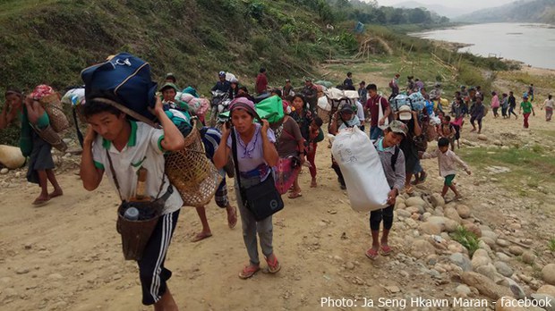 kachin-villagers-flee-622.jpg kachin-villagers-flee-622.jpg
