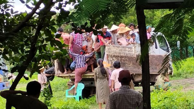 ကန့်ဘလူမှာ စက်တင်ဘာအတွင်း အရပ်သားနှစ်ဦး အသတ်ခံရပြီး နေအိမ် ခုနစ်လုံး မီးရှို့ခံရ ကန့်ဘလူမှာ စက်တင်ဘာအတွင်း အရပ်သားနှစ်ဦး အသတ်ခံရပြီး နေအိမ် ခုနစ်လုံး မီးရှို့ခံရ