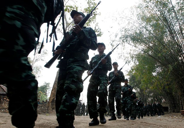 ကရင်တပ်ဖွဲ့တွေညီညွတ်ရေး ဆွေးနွေးကြဖို့ ကရင်ပြည်သူတွေ တောင်းဆို ကရင်တပ်ဖွဲ့တွေညီညွတ်ရေး ဆွေးနွေးကြဖို့ ကရင်ပြည်သူတွေ တောင်းဆို