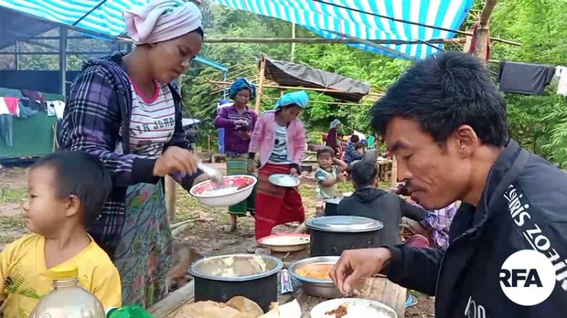 kayah-refugees.jpg kayah-refugees.jpg