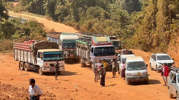 ကော့ကရိတ်တိုက်ပွဲ ပြင်းထန်နေပြီး အရပ်သားထိခိုက်သေဆုံးမှုရှိ ကော့ကရိတ်တိုက်ပွဲ ပြင်းထန်နေပြီး အရပ်သားထိခိုက်သေဆုံးမှုရှိ