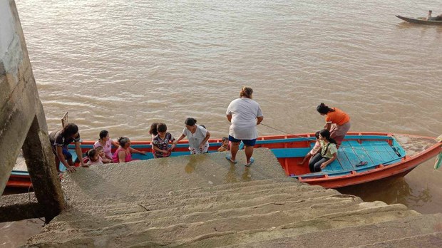 ကော့သောင်းတိုက်ပွဲကြောင့် ဒေသခံ ၃ဝဝ ထိုင်းဘက်ထွက်ပြေး ကော့သောင်းတိုက်ပွဲကြောင့် ဒေသခံ ၃ဝဝ ထိုင်းဘက်ထွက်ပြေး