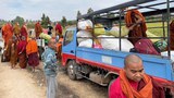 ရာနဲ့ချီတဲ့ သံဃာတွေ ကယားပြည်နယ်က ထွက်ပြေးနေရ