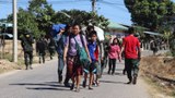 ကရင်နီ စစ်ဘေးဒုက္ခသည်တွေကို ဒရုန်းနဲ့ စားနပ်ရိက္ခာ ပို့ဆောင်