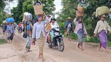 ခင်ဦးမြို့နယ် ရှားတောနဲ့ ငါးရုံကြီးရွာက နေအိမ် ၅၀ ကျော် မီးရှို့ခံရ