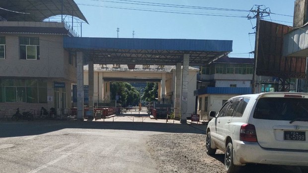 တရုတ်က ပိတ်ထားတဲ့ နယ်စပ်ဂိတ်တွေကို KIA ပြန်ပိတ် တရုတ်က ပိတ်ထားတဲ့ နယ်စပ်ဂိတ်တွေကို KIA ပြန်ပိတ်
