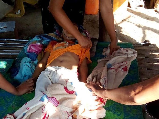 ကြာအင်းဆိပ်ကြီးတိုက်ပွဲမှာ အရပ်သားလေးဦးသေဆုံးပြီး လေးဦးဒဏ်ရာရ ကြာအင်းဆိပ်ကြီးတိုက်ပွဲမှာ အရပ်သားလေးဦးသေဆုံးပြီး လေးဦးဒဏ်ရာရ