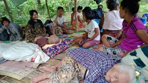 ကျောက်ကြီးမြို့နယ်မှာ ဒရုန်းဗုံးကြောင့် ဒေသခံ ခုနစ်ဦး သေဆုံး ကျောက်ကြီးမြို့နယ်မှာ ဒရုန်းဗုံးကြောင့် ဒေသခံ ခုနစ်ဦး သေဆုံး