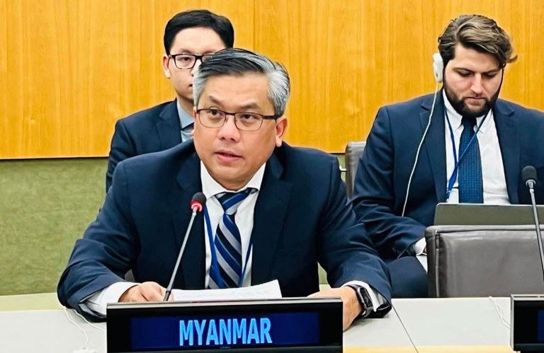 Kyaw-Moe-Tun.jpg Kyaw-Moe-Tun.jpg