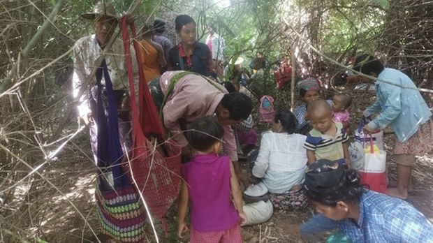 ကျွန်းလှမှာ စစ်ကြောင်းထိုးချိန် ဒေသခံ နှစ်ဦးသတ်ဖြတ်ခံရပြီး သုံးဦးဖမ်းဆီးခံရ ကျွန်းလှမှာ စစ်ကြောင်းထိုးချိန် ဒေသခံ နှစ်ဦးသတ်ဖြတ်ခံရပြီး သုံးဦးဖမ်းဆီးခံရ