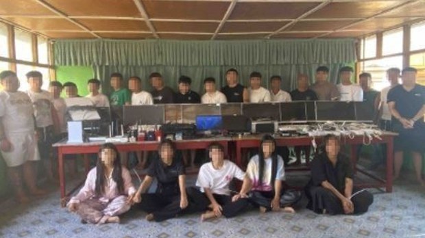 လားရှိုးက တရုတ်နိုင်ငံသားတွေပါဝင်တဲ့ အွန်လိုင်းငွေလိမ်ဂိုဏ်း ဖမ်းဆီးခံရ လားရှိုးက တရုတ်နိုင်ငံသားတွေပါဝင်တဲ့ အွန်လိုင်းငွေလိမ်ဂိုဏ်း ဖမ်းဆီးခံရ
