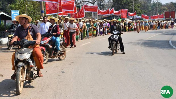 lashio-farmers-protest-622-3.JPG
