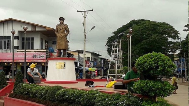 နေပြည်တော် လယ်ဝေးမြို့က စစ်တပ်စစ်ဆေးရေးဂိတ် ဗုံးကွဲ