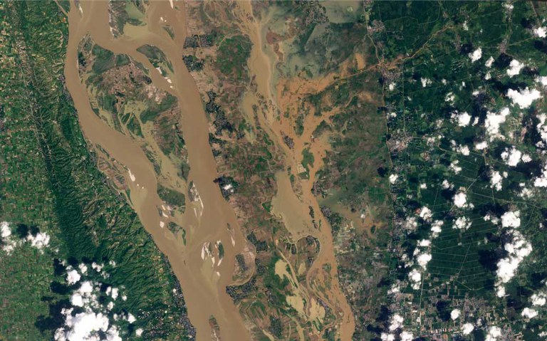 20231015_Mandalay.jpg 20231015_Mandalay.jpg