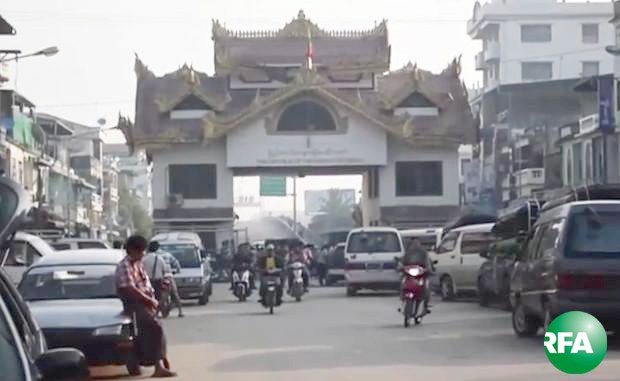 maesot-myawaddy-bridge-620.jpg maesot-myawaddy-bridge-620.jpg