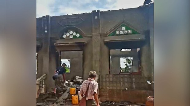 မြင်းခြံမြို့နယ် မကျီးစုရွာက ဒေသခံ ၆၀ ကျော် ဖမ်းဆီးနှိပ်စက်ခံရ မြင်းခြံမြို့နယ် မကျီးစုရွာက ဒေသခံ ၆၀ ကျော် ဖမ်းဆီးနှိပ်စက်ခံရ