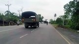 မန္တလေးနဲ့ မိုင်နှစ်ဆယ်အကွာမှာ တိုက်ပွဲတွေဖြစ်နေ