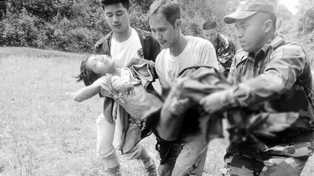 မန်တုံနဲ့ သိန္နီမှာ မြေမြှုပ်မိုင်းကြောင့် အရပ်သားသုံးဦး သေဆုံး မန်တုံနဲ့ သိန္နီမှာ မြေမြှုပ်မိုင်းကြောင့် အရပ်သားသုံးဦး သေဆုံး