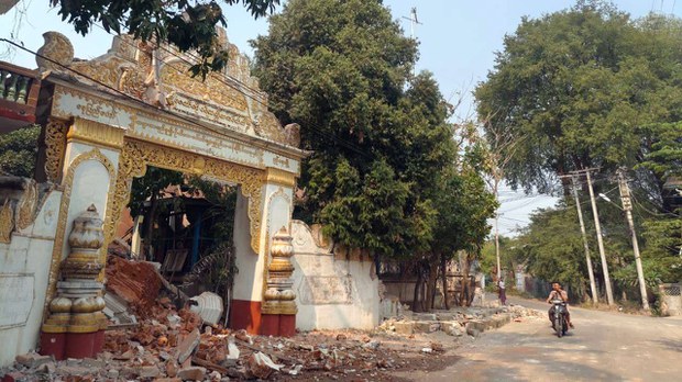 အင်အားပြင်းငလျင်ကြောင့် အပျက်အစီးများတဲ့ ဒေသခြောက်ခုကို အရေးပေါ်အခြေအနေကြေညာ အင်အားပြင်းငလျင်ကြောင့် အပျက်အစီးများတဲ့ ဒေသခြောက်ခုကို အရေးပေါ်အခြေအနေကြေညာ