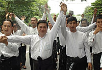 student_leaders_200px.jpg student_leaders_200px.jpg