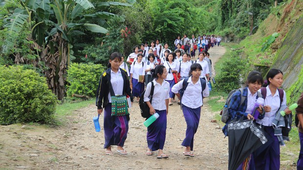 KIO ကျောင်းတွေမှာ တက္ကသိုလ်ဝင်တန်းတက်သူ နှစ်ဆနီးပါးတိုးလာ KIO ကျောင်းတွေမှာ တက္ကသိုလ်ဝင်တန်းတက်သူ နှစ်ဆနီးပါးတိုးလာ