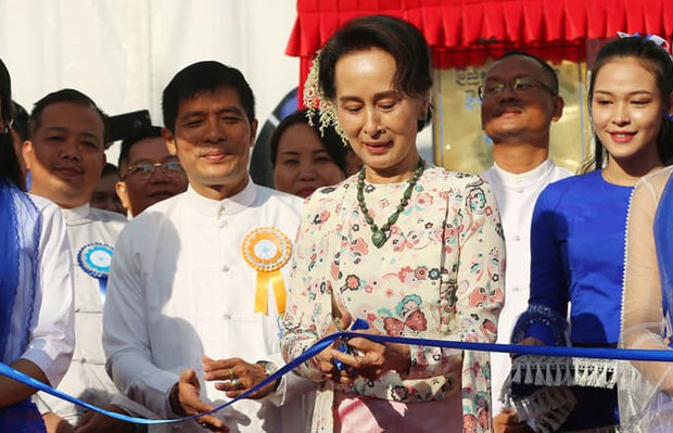 ဒေါ်အောင်ဆန်းစုကြည်အမှု တရားလိုပြ သက်သေ ဦးမောင်ဝိတ် ပြန်လွတ်လာ ဒေါ်အောင်ဆန်းစုကြည်အမှု တရားလိုပြ သက်သေ ဦးမောင်ဝိတ် ပြန်လွတ်လာ