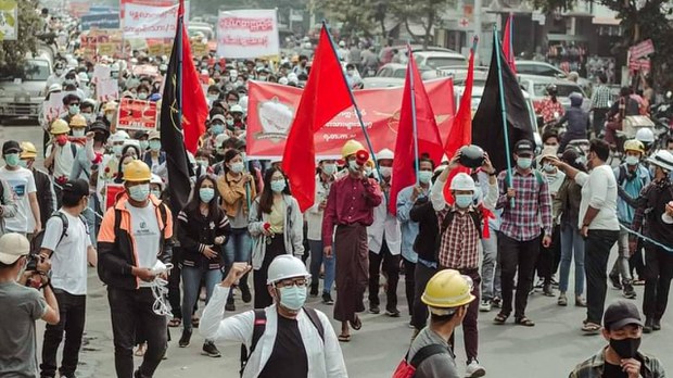 ပြည်သူ့တော်လှန်ရေးမှာ ပါဝင်မယ်လို့ မန္တလေးကျောင်းသားသမဂ္ဂတွေ ကြေညာ