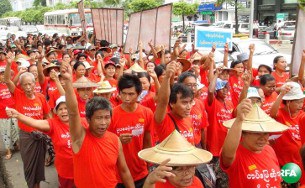 mechaungkan-owner-protest-305.jpg mechaungkan-owner-protest-305.jpg