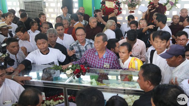 meemee-funeral-622.jpg meemee-funeral-622.jpg
