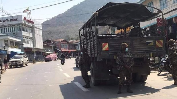 army-kayah.jpg army-kayah.jpg