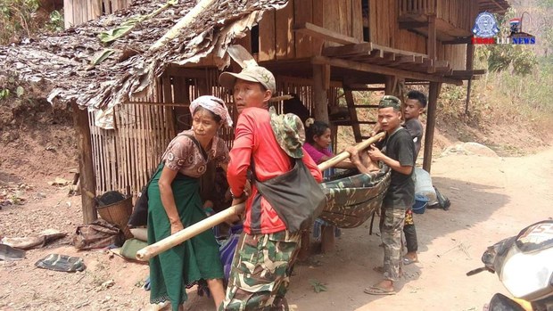 KNU နယ်မြေထဲ စစ်ကောင်စီ လေယာဉ်နဲ့ ဗုံးကြဲလို့ လူတစ်သောင်းနီးပါး ထွက်ပြေးနေရ KNU နယ်မြေထဲ စစ်ကောင်စီ လေယာဉ်နဲ့ ဗုံးကြဲလို့ လူတစ်သောင်းနီးပါး ထွက်ပြေးနေရ