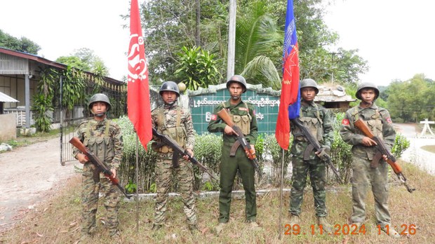မောင်တော အမှတ် (၅ ) နယ်ခြားစောင့်ရဲတပ်ဖွဲ့ခွဲ ကို AA သိမ်းပိုက် မောင်တော အမှတ် (၅ ) နယ်ခြားစောင့်ရဲတပ်ဖွဲ့ခွဲ ကို AA သိမ်းပိုက်