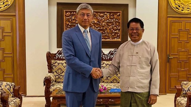 နှစ်နိုင်ငံနယ်စပ်အရေး တရုတ်သံအမတ်နဲ့ စစ်ကောင်စီ ဆွေးနွေး နှစ်နိုင်ငံနယ်စပ်အရေး တရုတ်သံအမတ်နဲ့ စစ်ကောင်စီ ဆွေးနွေး
