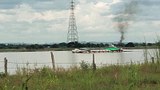 စစ်သင်္ဘောတွေနဲ့ ရွာတွေကိုပစ်နေလို့ ဆားလင်းကြီးဒေသခံ ရှစ်ထောင်ကျော်ထွက်ပြေးနေရ