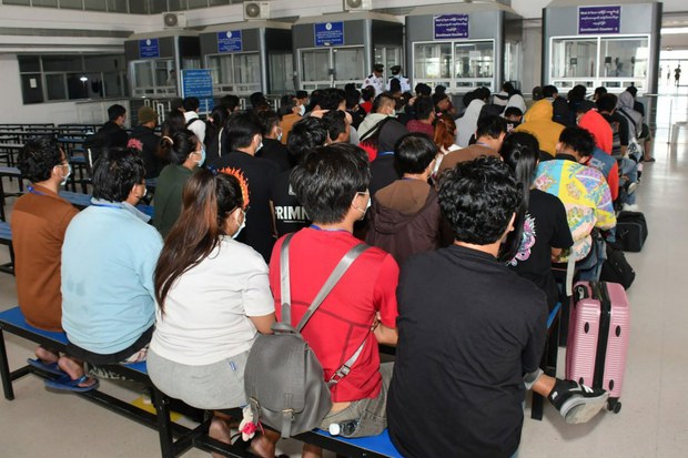 ကျားဖြန့်လုပ်ငန်းတွေက အင်ဒိုနီးရှား ၈၀ ကျော်ကို ပြန်ပို့ ကျားဖြန့်လုပ်ငန်းတွေက အင်ဒိုနီးရှား ၈၀ ကျော်ကို ပြန်ပို့
