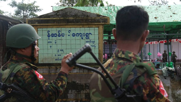 မိုးမောက်က စစ်ကောင်စီတပ်စခန်းကို ကေအိုင်အေ သိမ်းယူ မိုးမောက်က စစ်ကောင်စီတပ်စခန်းကို ကေအိုင်အေ သိမ်းယူ