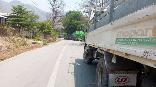 စစ်ကောင်စီရဲ့ ကန့်သတ်မှုကြောင့် ချင်းပြည်နယ်တောင်ပိုင်းမှာ ကုန်စည်ပြတ်လပ်လာ စစ်ကောင်စီရဲ့ ကန့်သတ်မှုကြောင့် ချင်းပြည်နယ်တောင်ပိုင်းမှာ ကုန်စည်ပြတ်လပ်လာ