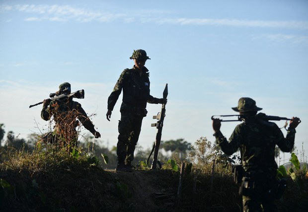 စစ်ကောင်စီနဲ့အတိုက်အခံ ဘယ်ဘက်ကမှ အနိုင်မတိုက်နိုင်သေးကြောင်း ကန်ထောက်လှမ်းရေးသုံးသပ် စစ်ကောင်စီနဲ့အတိုက်အခံ ဘယ်ဘက်ကမှ အနိုင်မတိုက်နိုင်သေးကြောင်း ကန်ထောက်လှမ်းရေးသုံးသပ်