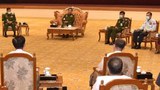 စီးပွားရေးလုပ်ငန်းတွေ ပြန်လည်ပတ်နိုင်ဖို့ လုပ်ငန်းရှင်တွေနဲ့ ဗိုလ်ချုပ်မှူးကြီး မင်းအောင်လှိုင်ဆွေးနွေး