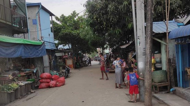မင်္ဂလာဒုံမှာ သားအမိနှစ်ဦး ပစ်ခတ်ခံရလို့ တစ်ဦးသေဆုံးပြီး တစ်ဦးစိုးရိမ်ရ မင်္ဂလာဒုံမှာ သားအမိနှစ်ဦး ပစ်ခတ်ခံရလို့ တစ်ဦးသေဆုံးပြီး တစ်ဦးစိုးရိမ်ရ