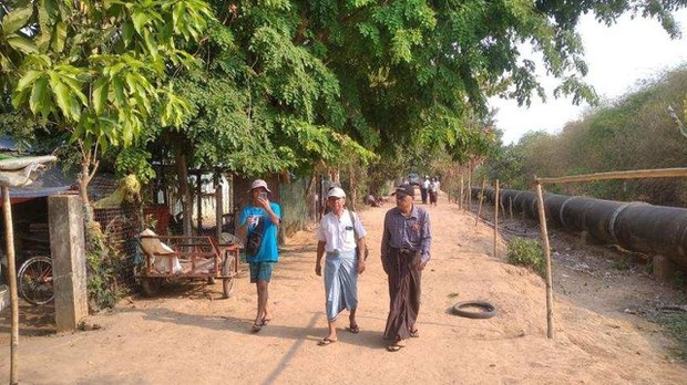 မင်္ဂလာဒုံ ပုလဲ ၃ ရပ်ကွက်က အိမ်ခြေ နှစ်ရာကျော် အတင်းအဓမ္မ ဖယ်ရှားခိုင်းခံရ မင်္ဂလာဒုံ ပုလဲ ၃ ရပ်ကွက်က အိမ်ခြေ နှစ်ရာကျော် အတင်းအဓမ္မ ဖယ်ရှားခိုင်းခံရ