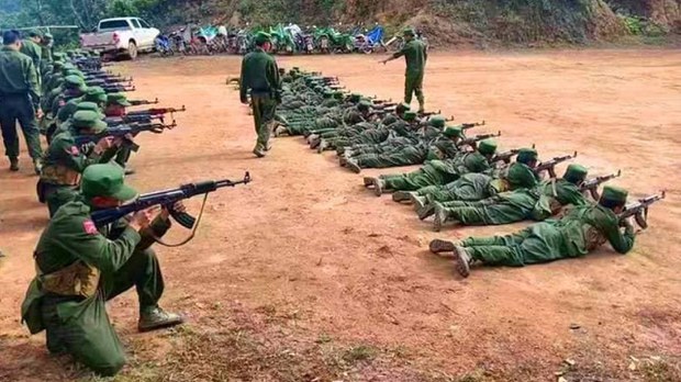 ပန်ဆိုင်းနဲ့ မုံးကိုးမှာ စစ်ကောင်စီတပ်နဲ့ ကိုးကန့်တပ်ဖွဲ့တွေ တိုက်ပွဲဖြစ်