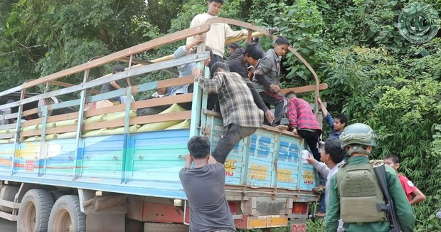 စစ်သုံ့ပန်း မိသားစုဝင် ၃၁ ဦးကို MNDAA ပြန်လွှတ်ပေး စစ်သုံ့ပန်း မိသားစုဝင် ၃၁ ဦးကို MNDAA ပြန်လွှတ်ပေး