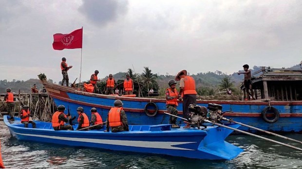 မိုခါနဲ့ နာဂစ်မုန်တိုင်း ပြင်းအားတူနေတာကြောင့် အန္တရာယ်ရှိကြောင်း မိုးဇလပြော မိုခါနဲ့ နာဂစ်မုန်တိုင်း ပြင်းအားတူနေတာကြောင့် အန္တရာယ်ရှိကြောင်း မိုးဇလပြော