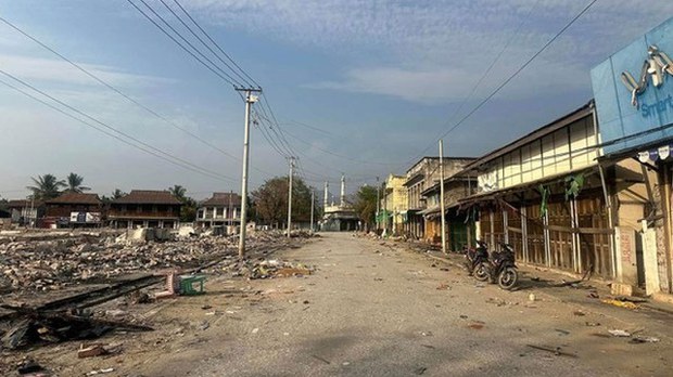 မိုးမိတ်မှာ စစ်ရေးတင်းမာလို့ ဒေသခံတစ်ထောင်ကျော် ထွက်ပြေး မိုးမိတ်မှာ စစ်ရေးတင်းမာလို့ ဒေသခံတစ်ထောင်ကျော် ထွက်ပြေး