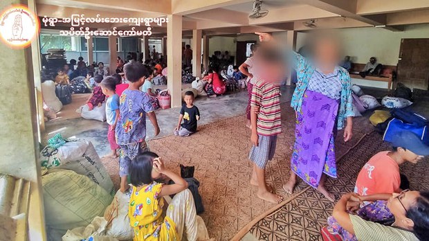 မုံရွာမှာ လက်နက်ကြီးကြောင့် တစ်ဦးသေ၊ လေးဦး ဒဏ်ရာရပြီး ငါးထောင်ကျော်ထွက်ပြေးနေရ မုံရွာမှာ လက်နက်ကြီးကြောင့် တစ်ဦးသေ၊ လေးဦး ဒဏ်ရာရပြီး ငါးထောင်ကျော်ထွက်ပြေးနေရ