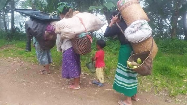 မင်းတပ်ဒေသခံ ၃ဝဝ ကျော် ထွက်ပြေးနေရ မင်းတပ်ဒေသခံ ၃ဝဝ ကျော် ထွက်ပြေးနေရ