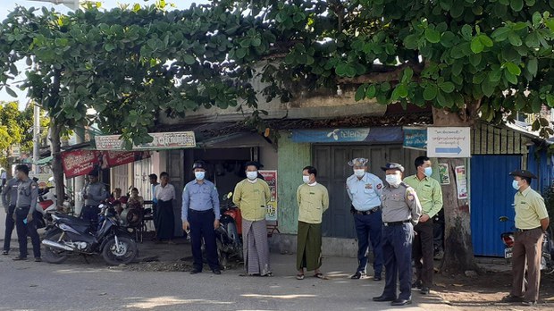 မြန်အောင် ဒေသခံခြောက်ဦး PDF ဆက်သွယ်မှု စွပ်စွဲချက်နဲ့ ဖမ်းဆီးခံရ မြန်အောင် ဒေသခံခြောက်ဦး PDF ဆက်သွယ်မှု စွပ်စွဲချက်နဲ့ ဖမ်းဆီးခံရ